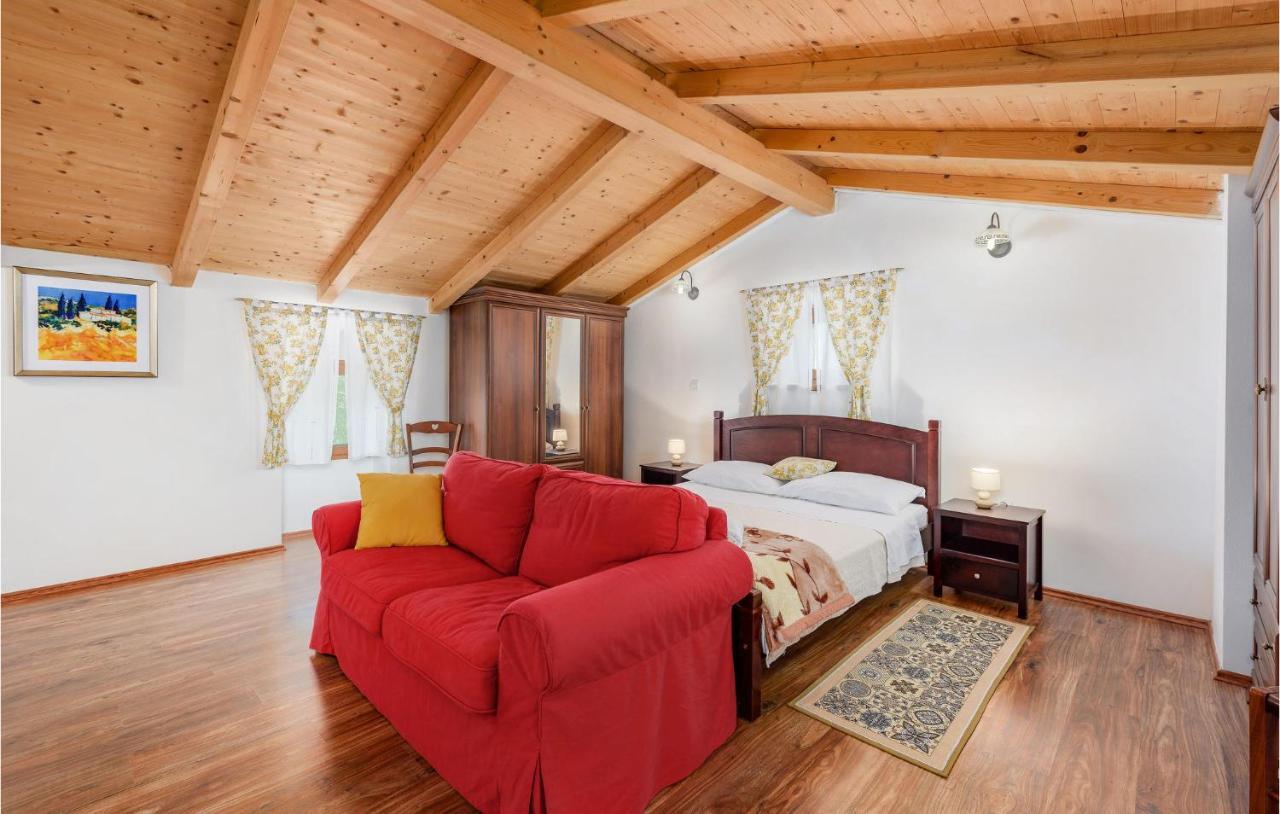 Cozy Home In Pamici With Kitchen Pamići Exterior foto