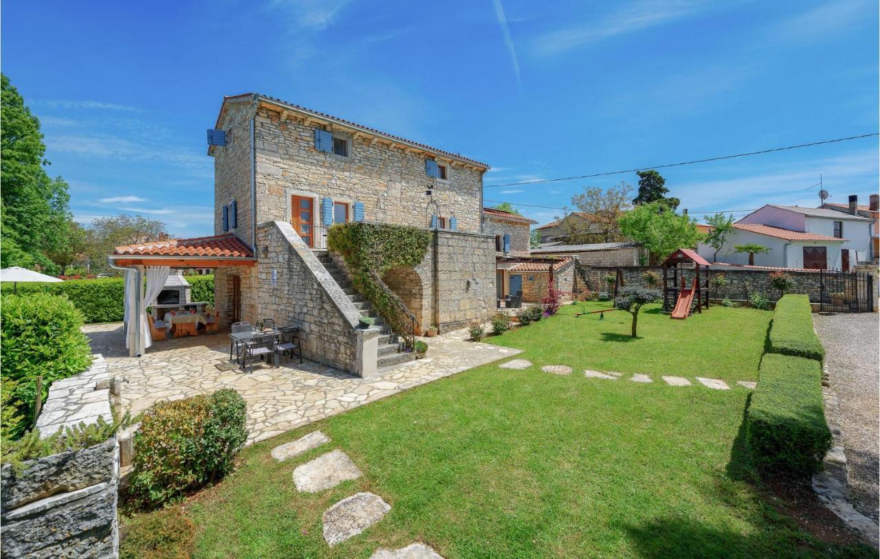 Cozy Home In Pamici With Kitchen Pamići Exterior foto