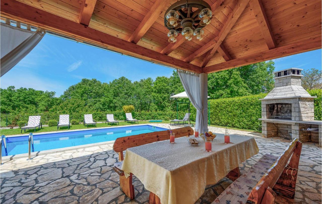 Cozy Home In Pamici With Kitchen Pamići Exterior foto